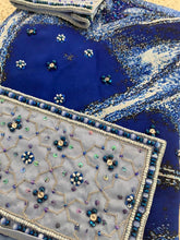 Load image into Gallery viewer, Deep blue sarong - little flowers
