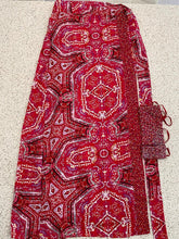 Load image into Gallery viewer, Bright red + pink sarong
