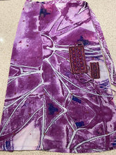 Load image into Gallery viewer, Purple + maroon sarong
