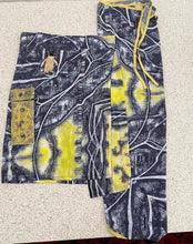 Load image into Gallery viewer, 2 in 1: black + yellow sarongs - penguin
