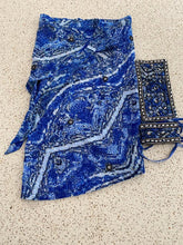 Load image into Gallery viewer, Blue sarong - flowers
