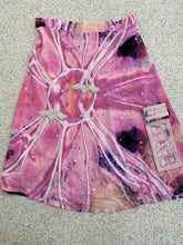 Load image into Gallery viewer, Light pink + deep purple sarong - flying doves
