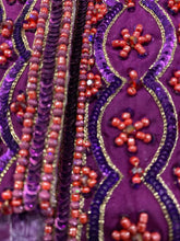 Load image into Gallery viewer, Purple + maroon sarong
