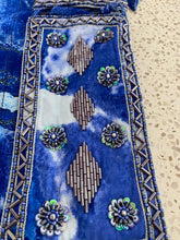 Load image into Gallery viewer, Deep blue sarong - small flowers
